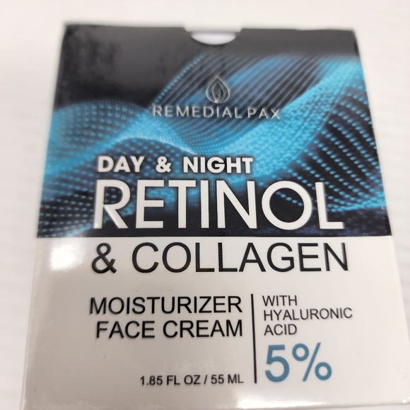 Retinol & Collagen Face Cream Moisturizer Day & Night Hyaluronic Acid Sealed - Picture 4 of 11